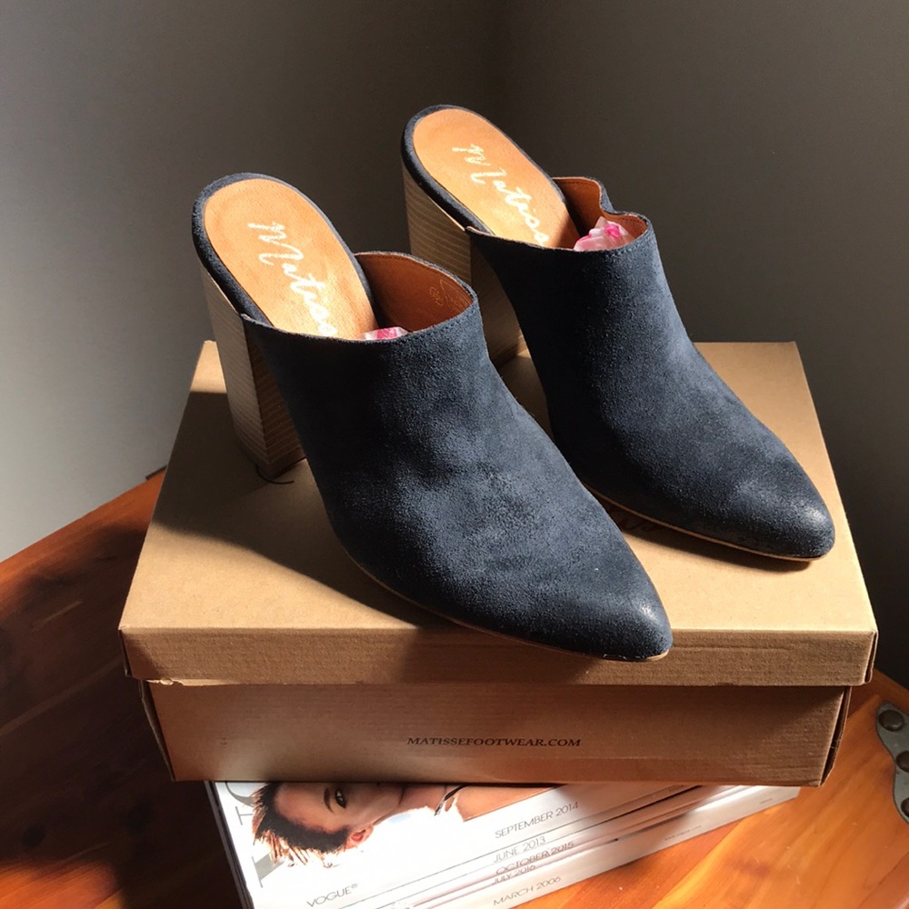 Matisse Navy Block Heel Cowboy Clog - NIB